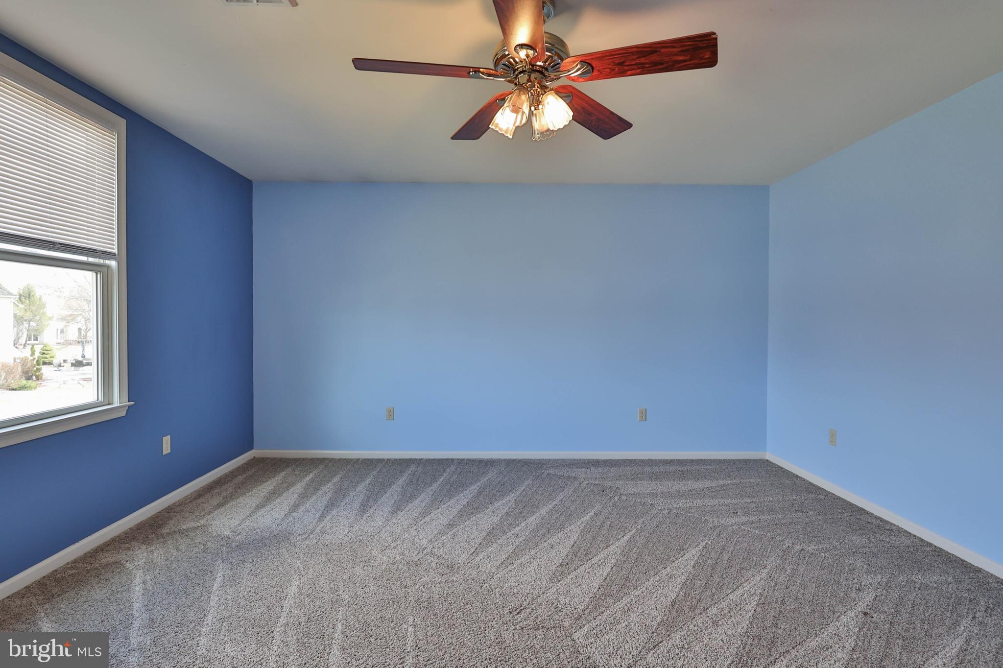 NEWBURG ESTATES - Residential