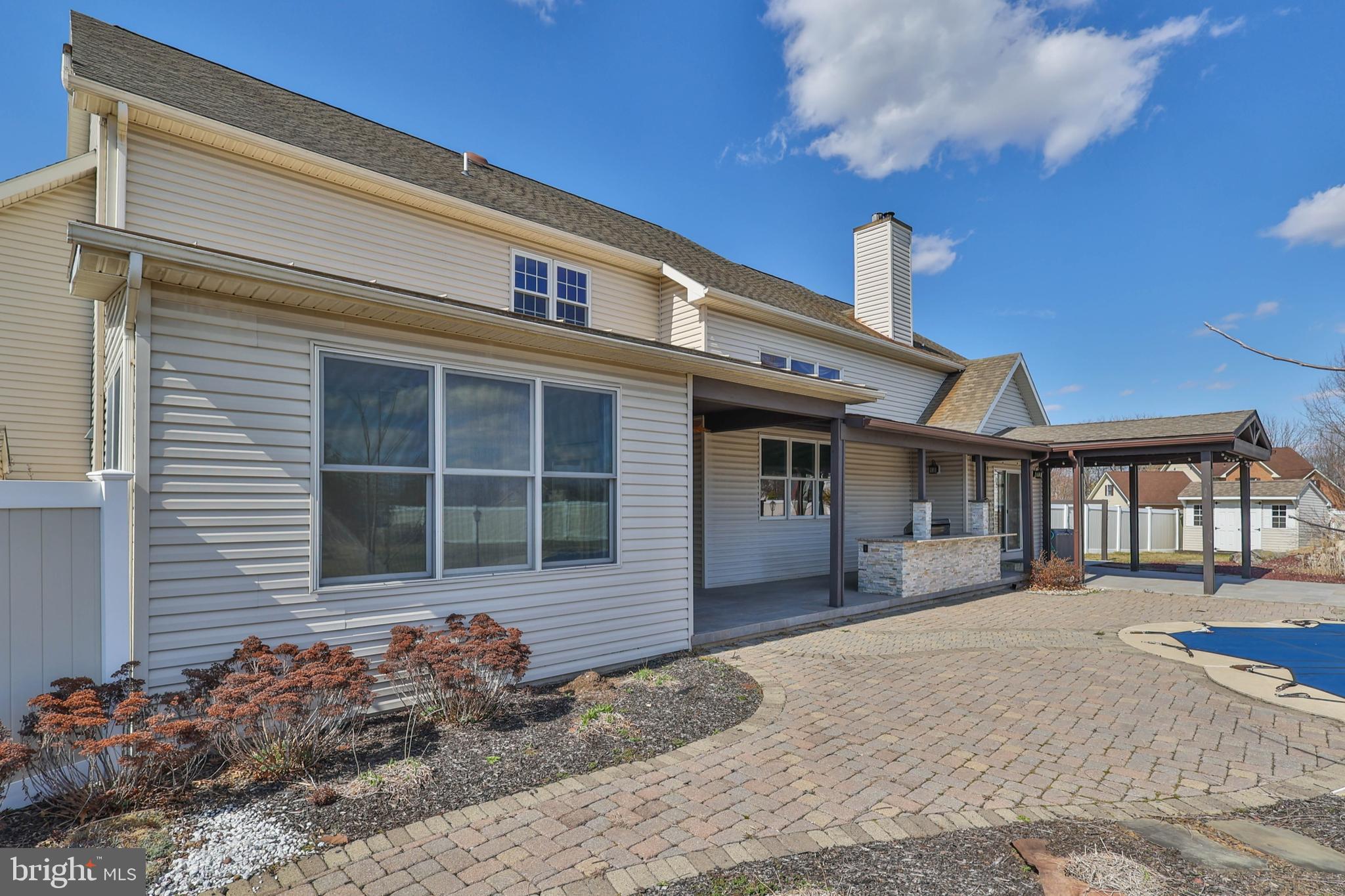 NEWBURG ESTATES - Residential