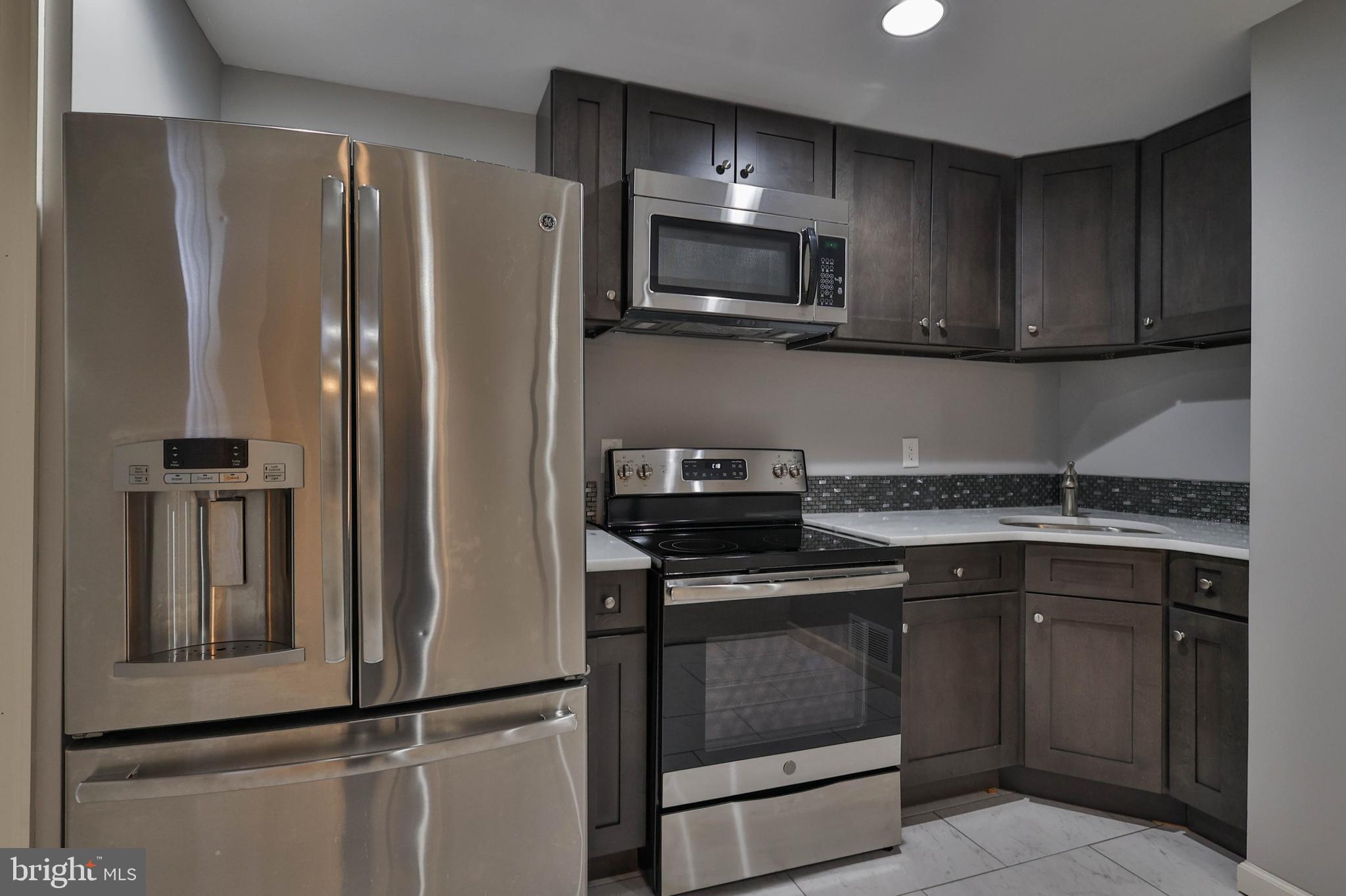 NEWBURG ESTATES - Residential