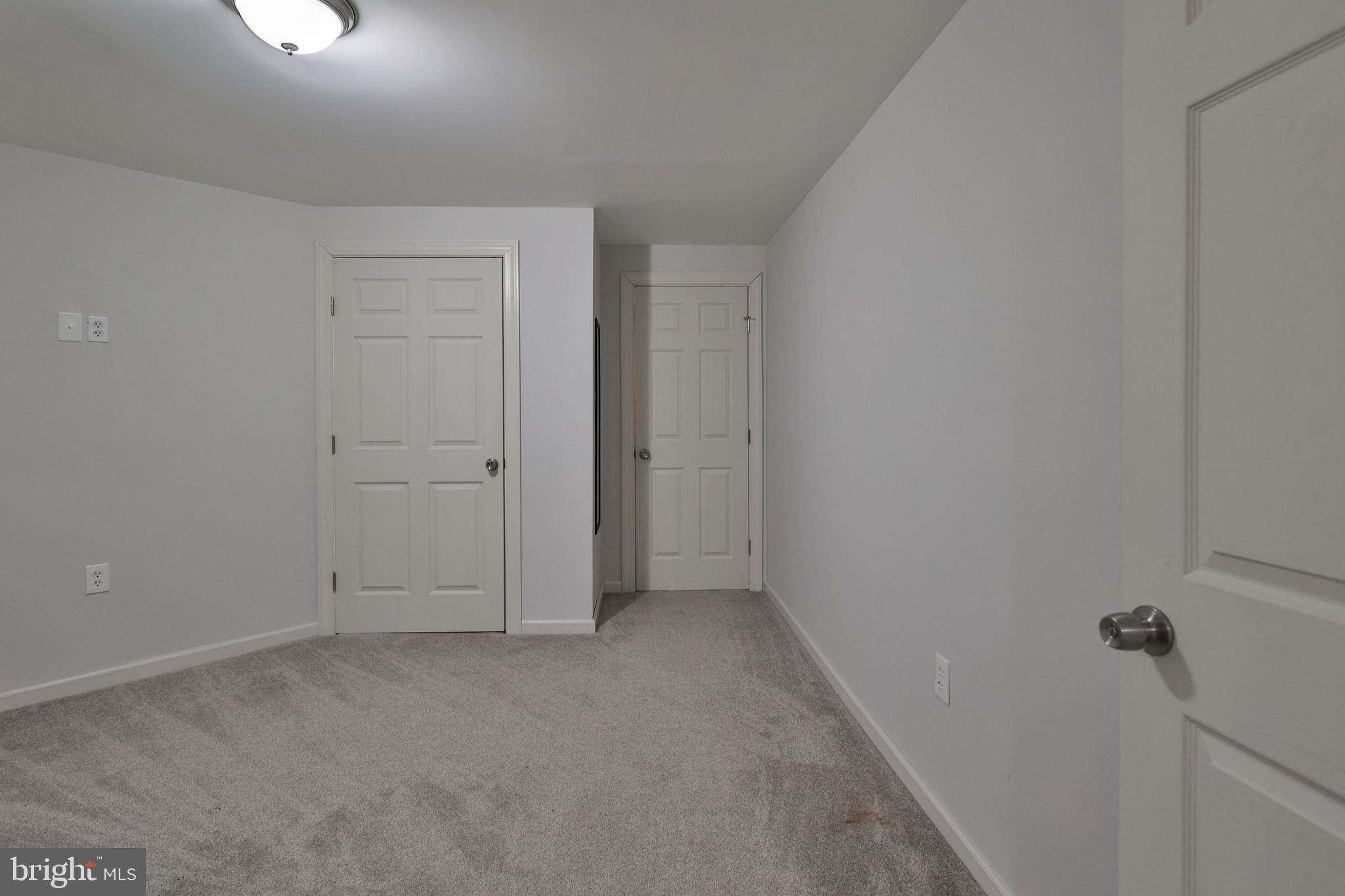 NEWBURG ESTATES - Residential