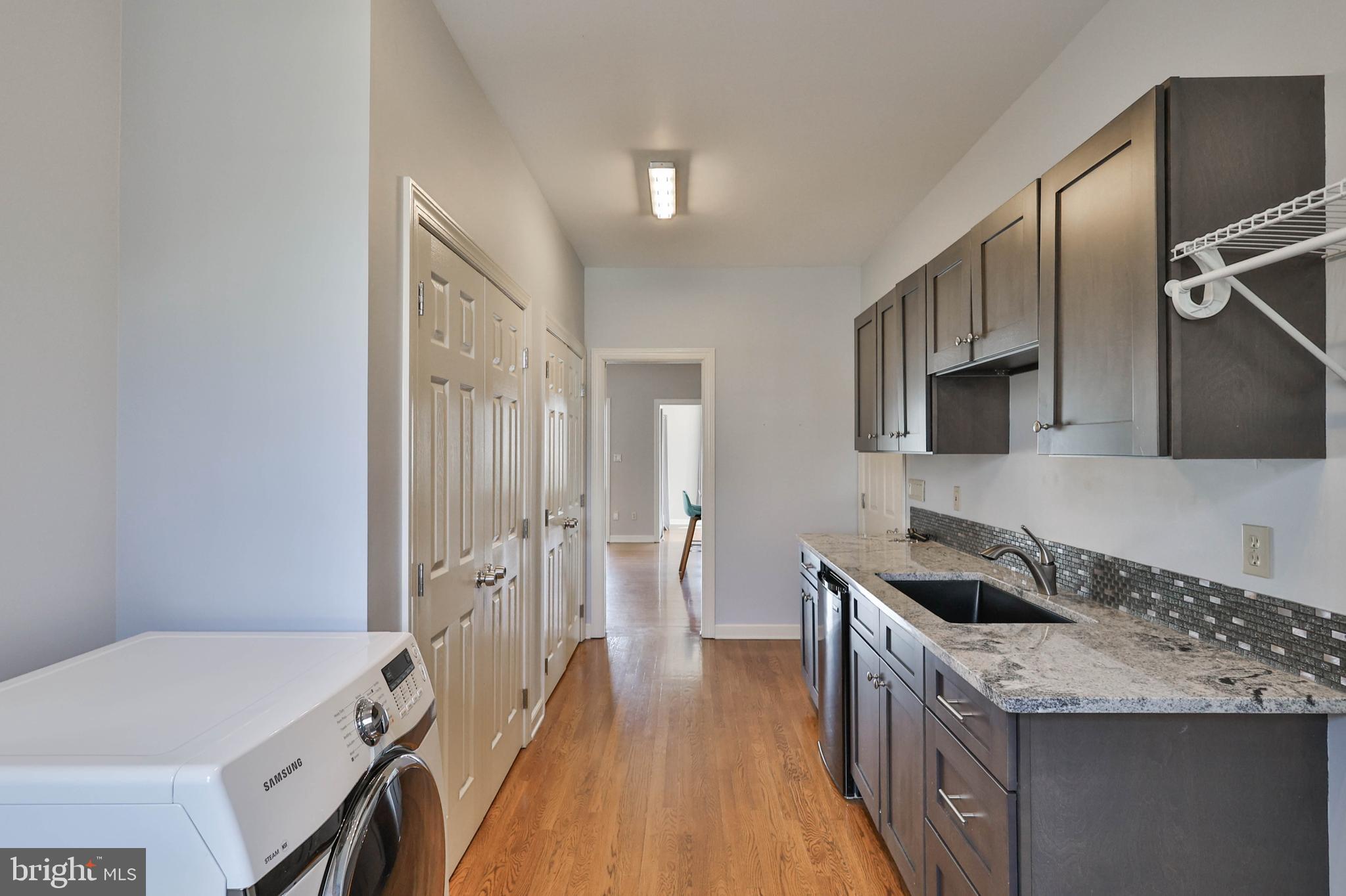 NEWBURG ESTATES - Residential