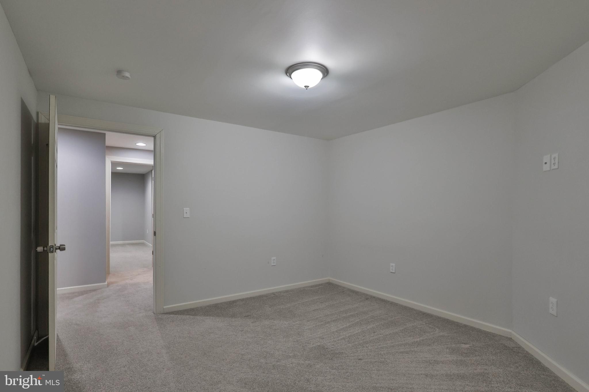 NEWBURG ESTATES - Residential