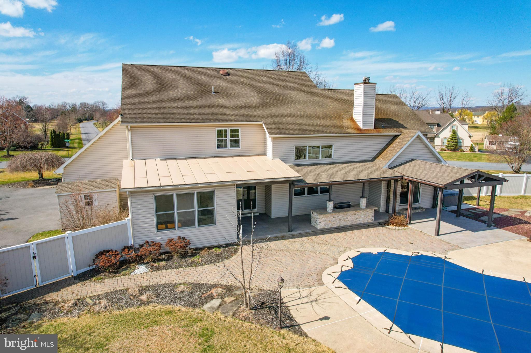 NEWBURG ESTATES - Residential