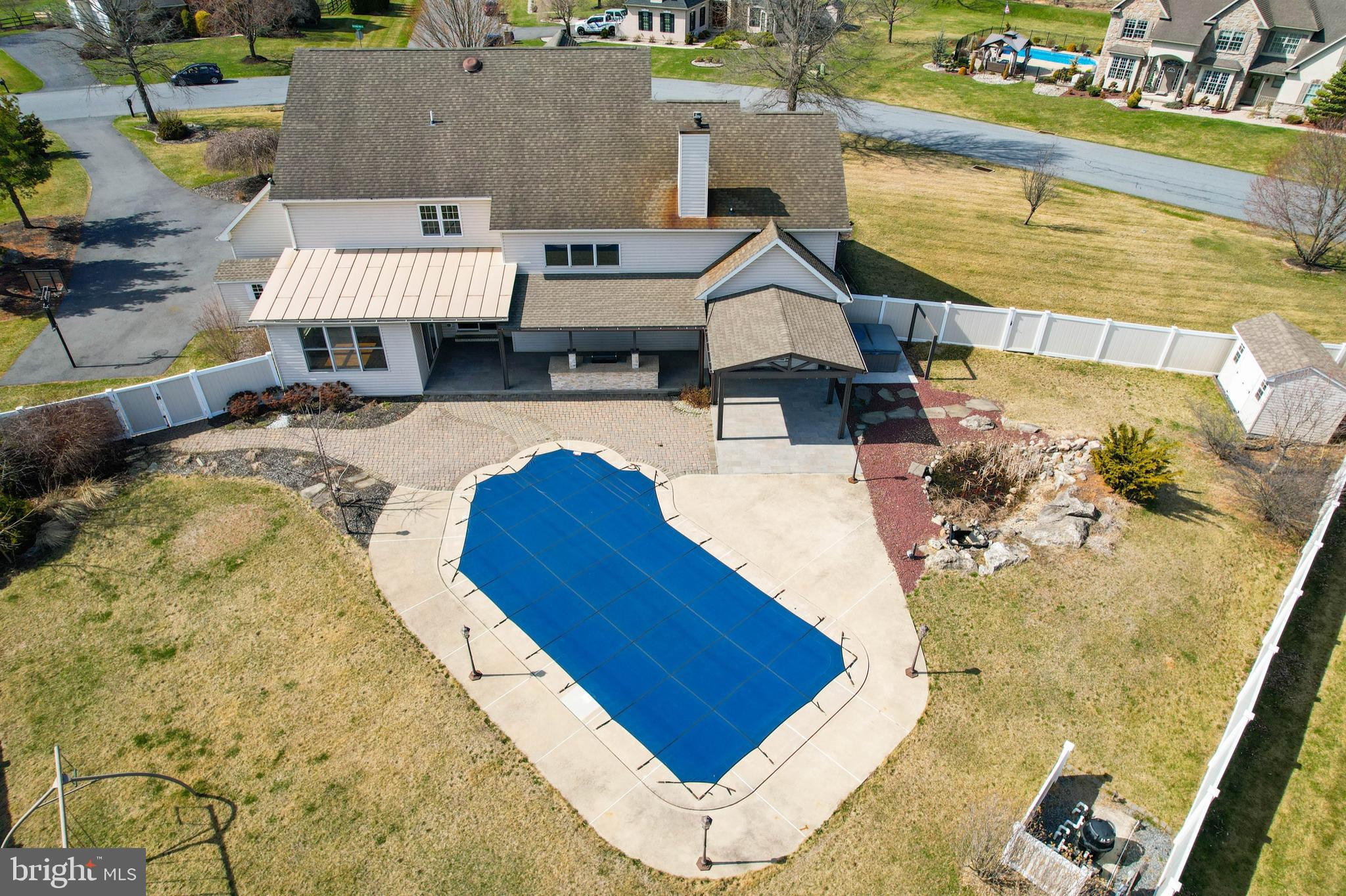 NEWBURG ESTATES - Residential