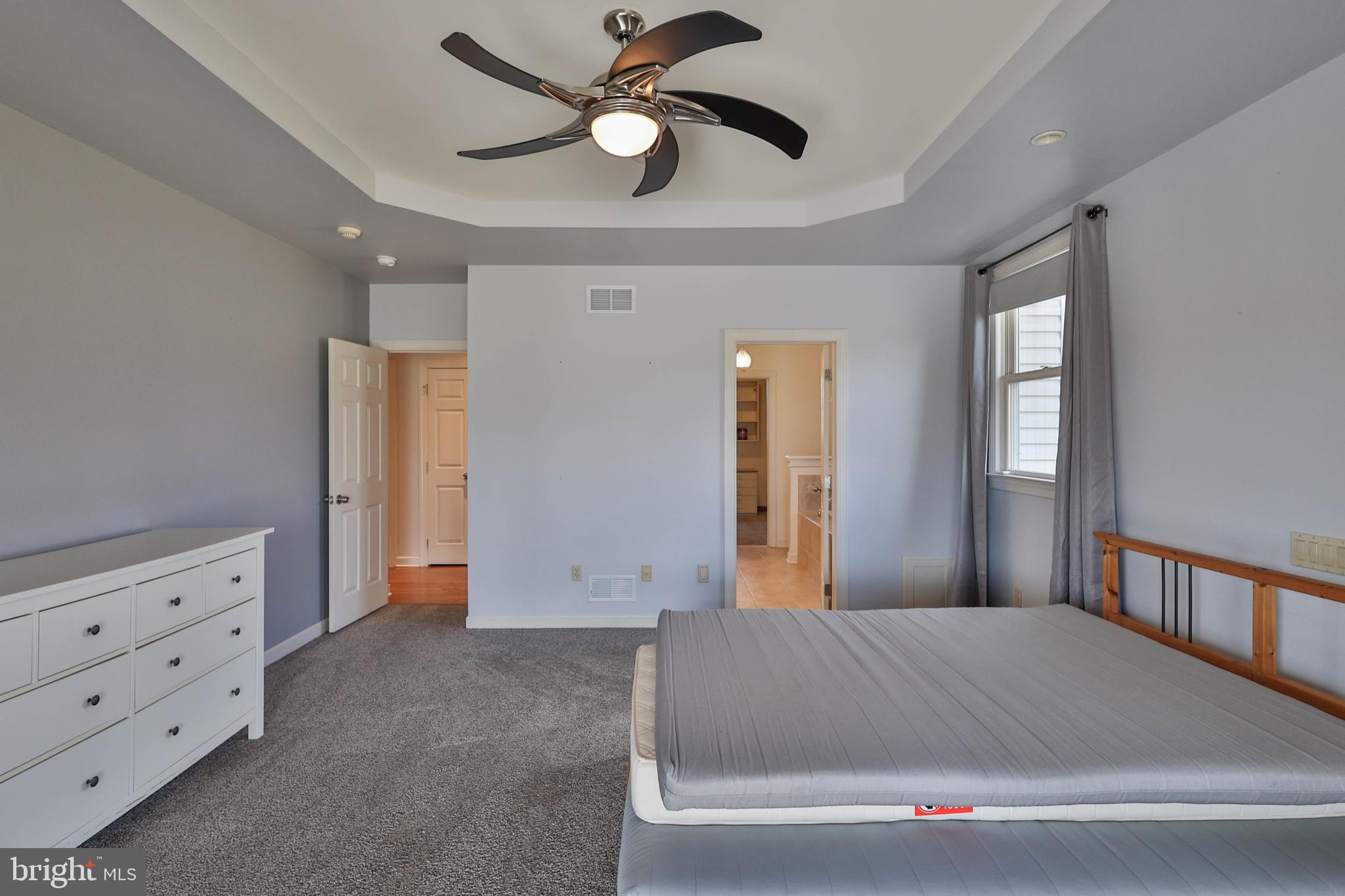 NEWBURG ESTATES - Residential