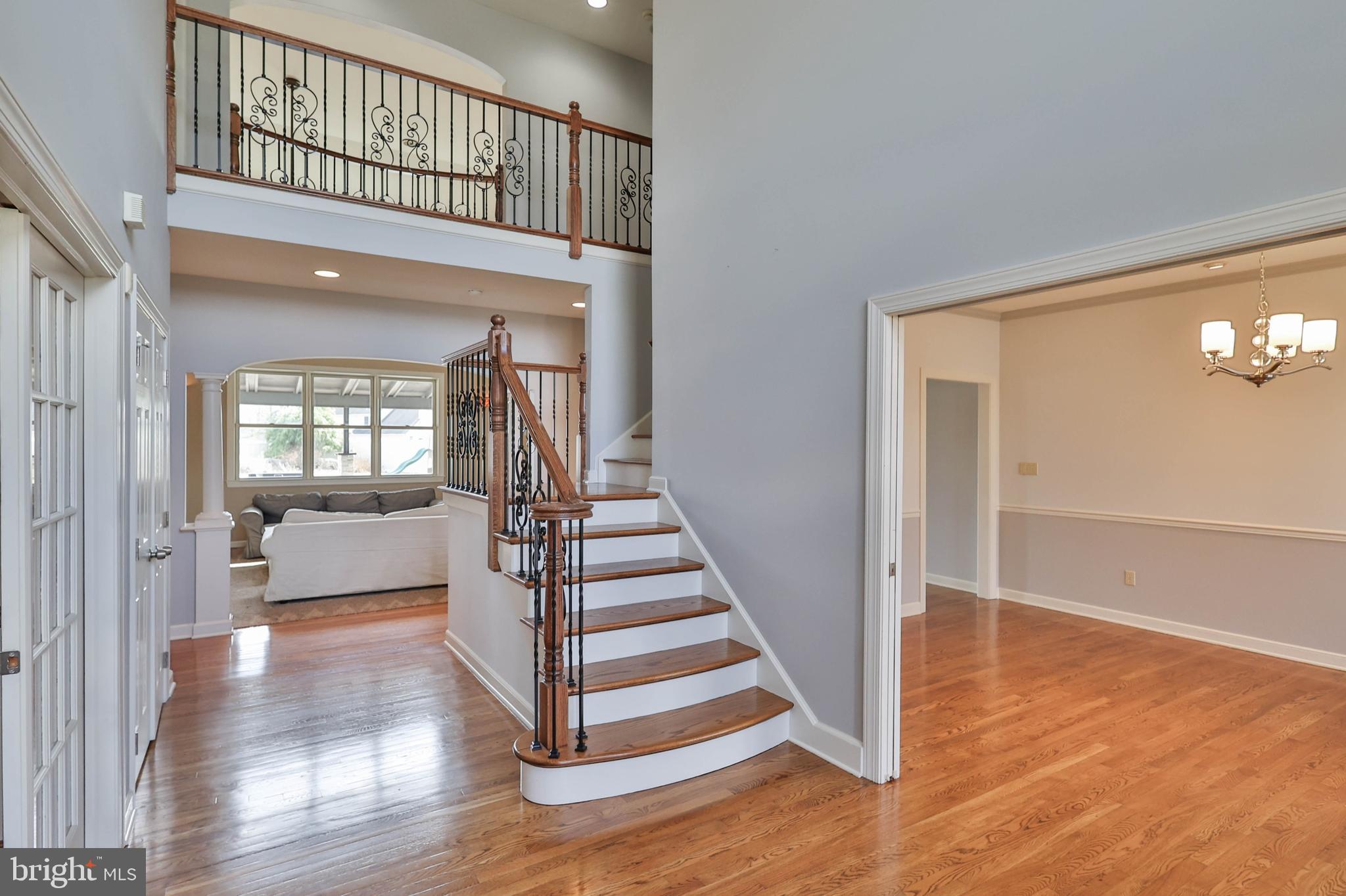 NEWBURG ESTATES - Residential