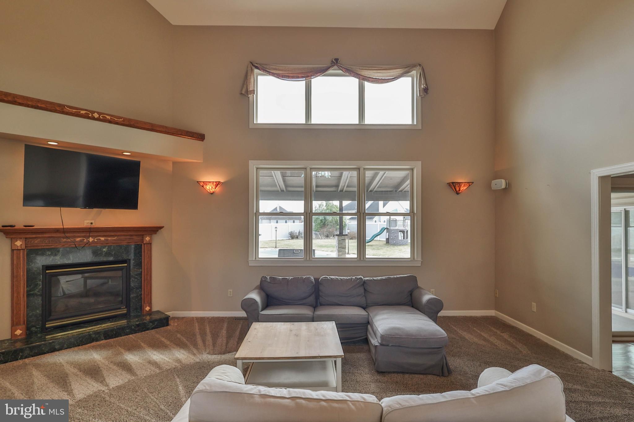 NEWBURG ESTATES - Residential