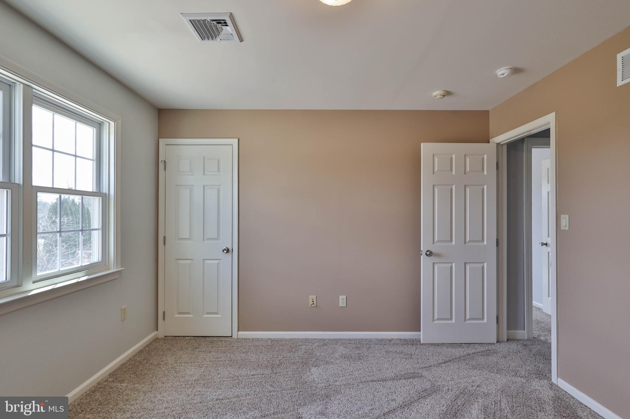 NEWBURG ESTATES - Residential