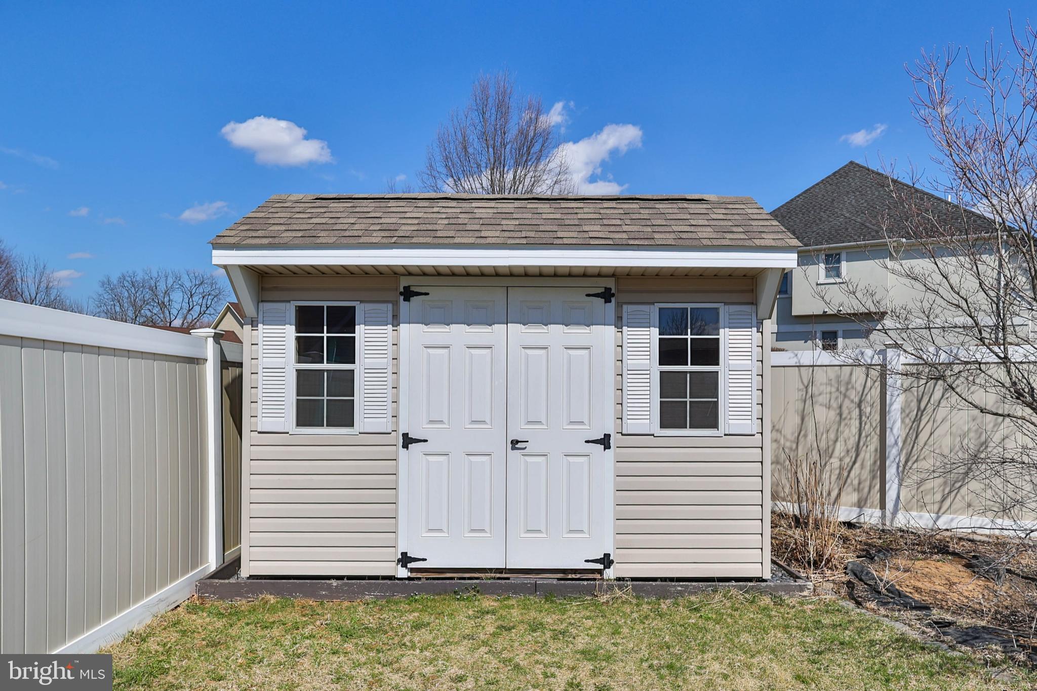 NEWBURG ESTATES - Residential