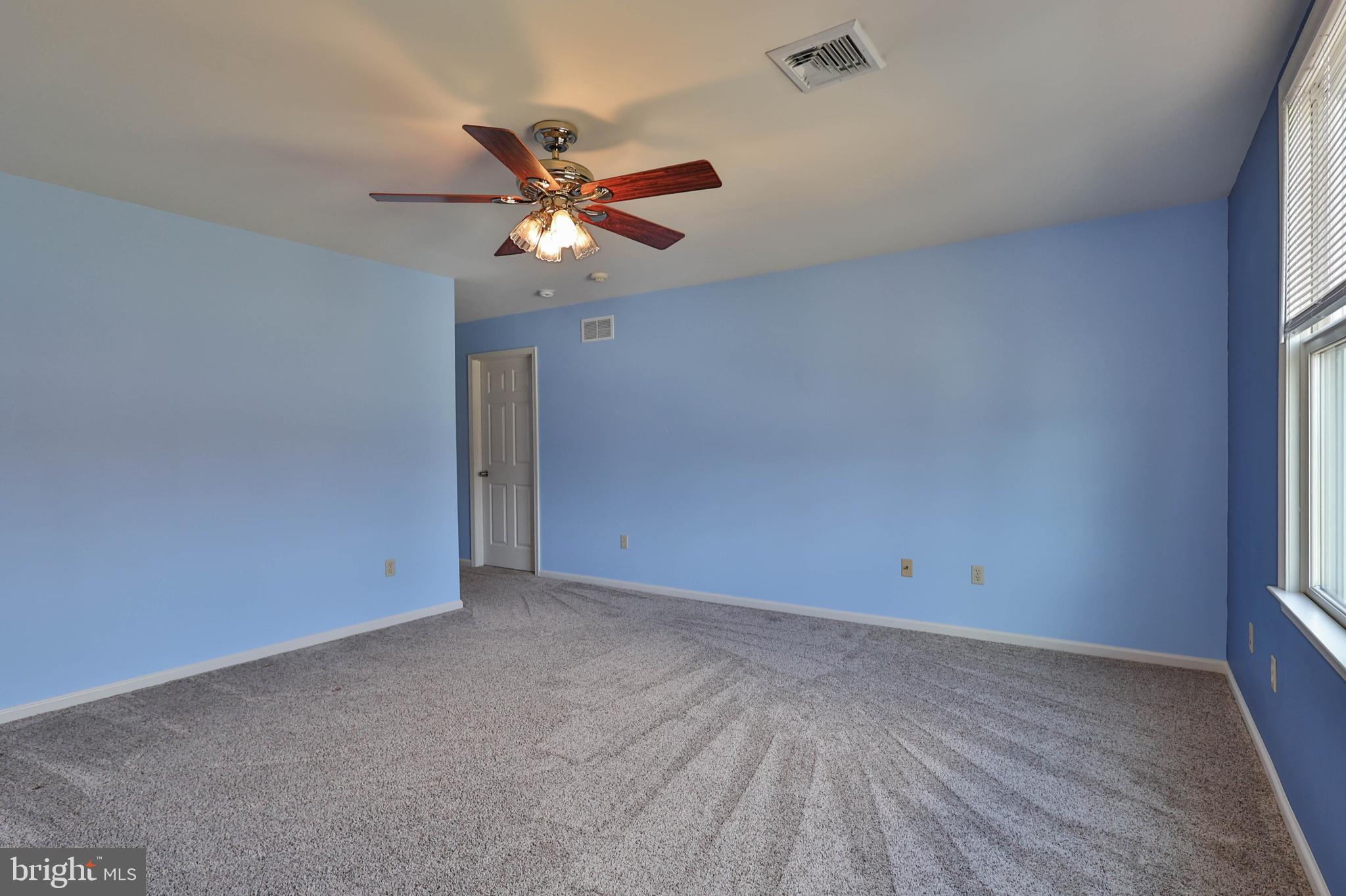 NEWBURG ESTATES - Residential