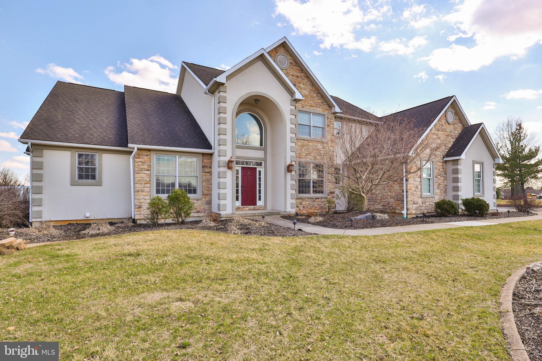 NEWBURG ESTATES - Residential