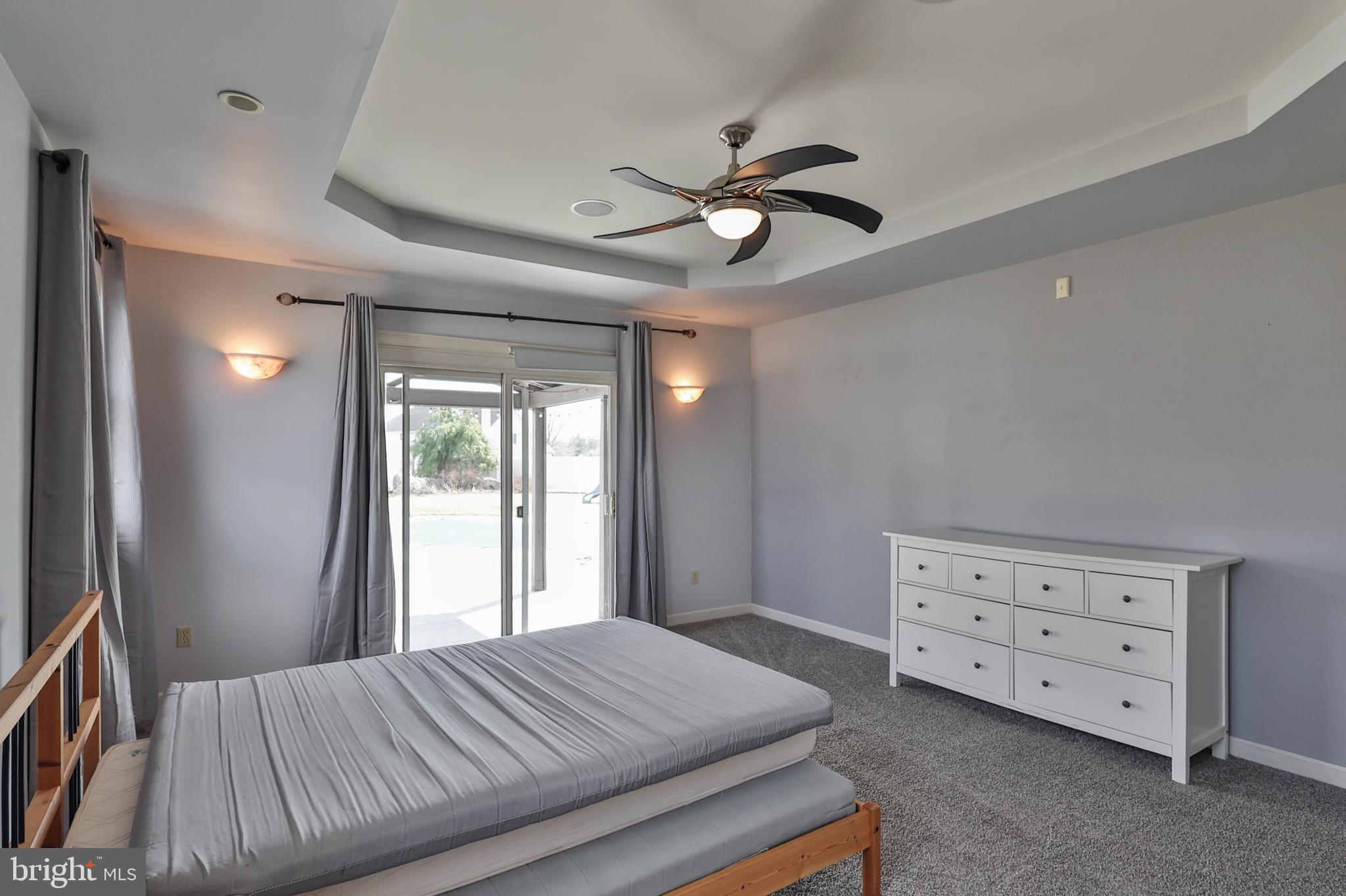 NEWBURG ESTATES - Residential