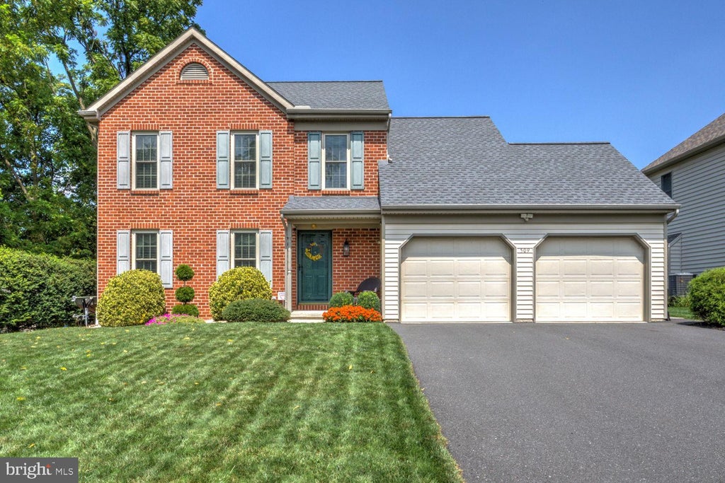 Photo of 509 Spring Hollow Drive, NEW HOLLAND, PA 17557 (MLS # PALA2093454)