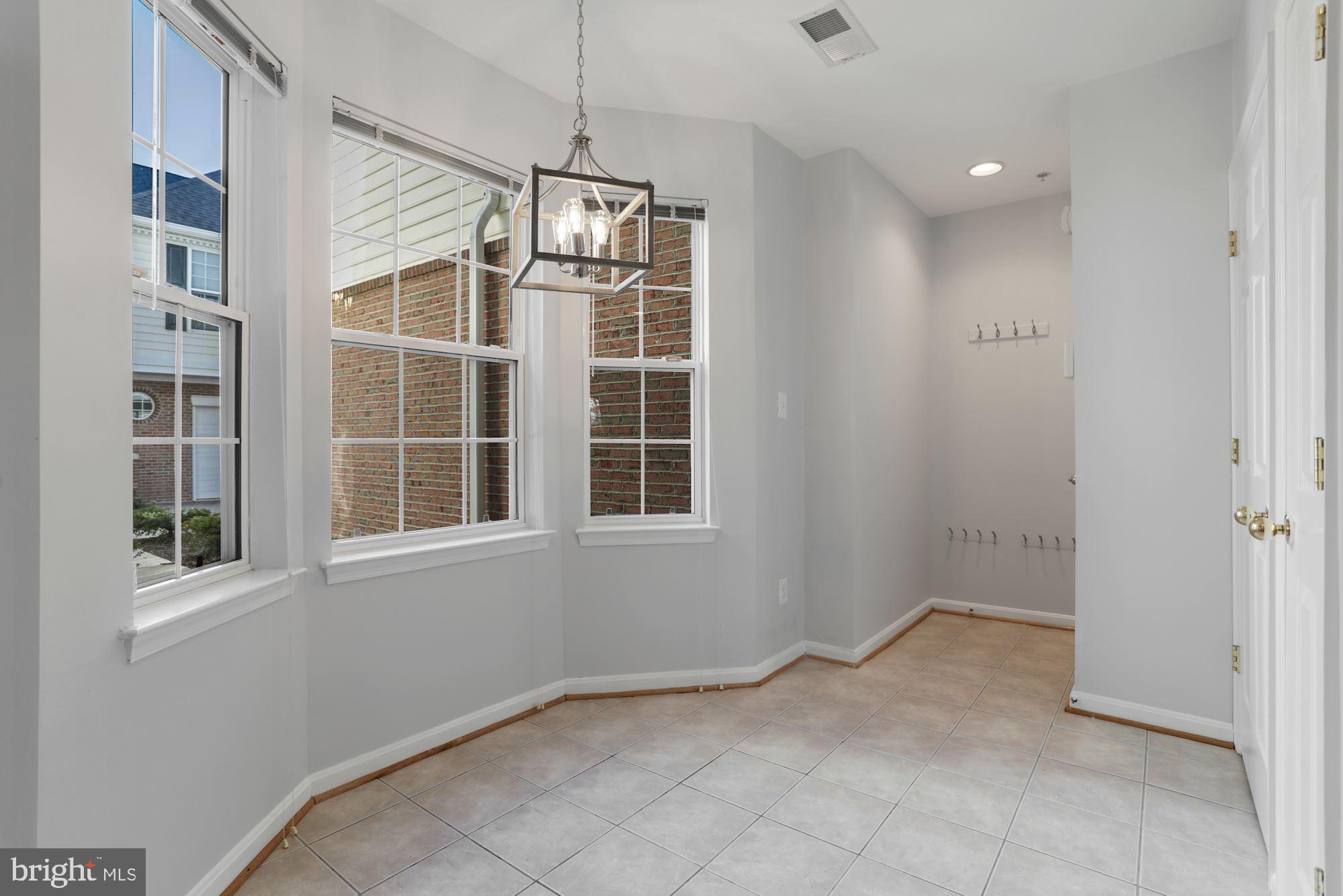 LAKESIDE AT SOUTH RIDING - Residential