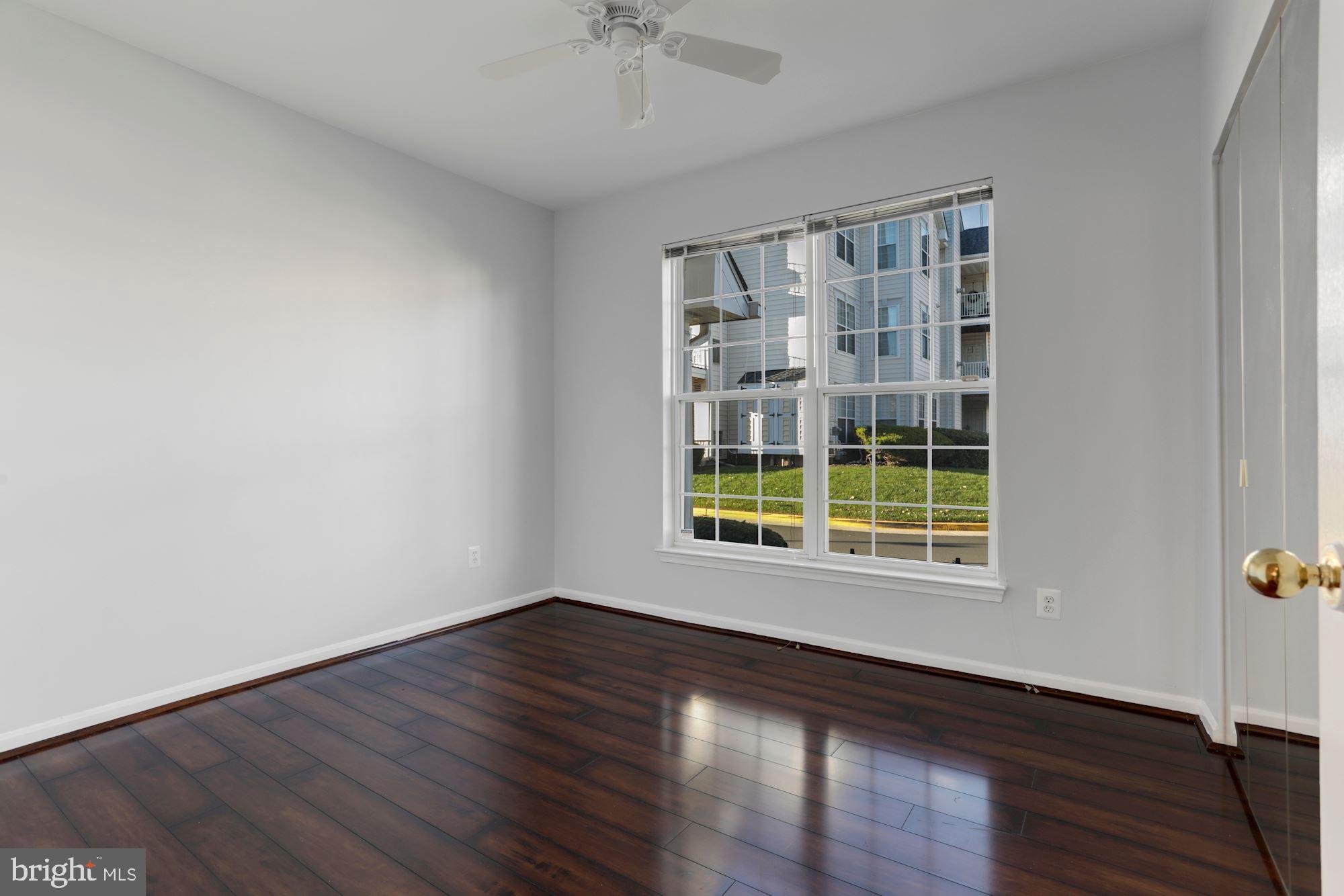 LAKESIDE AT SOUTH RIDING - Residential