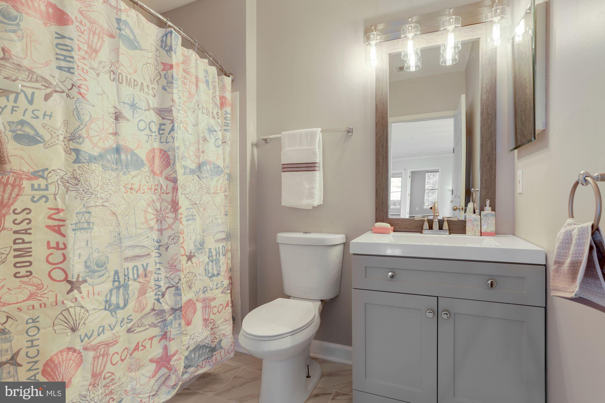 LAKESIDE AT SOUTH RIDING - Residential