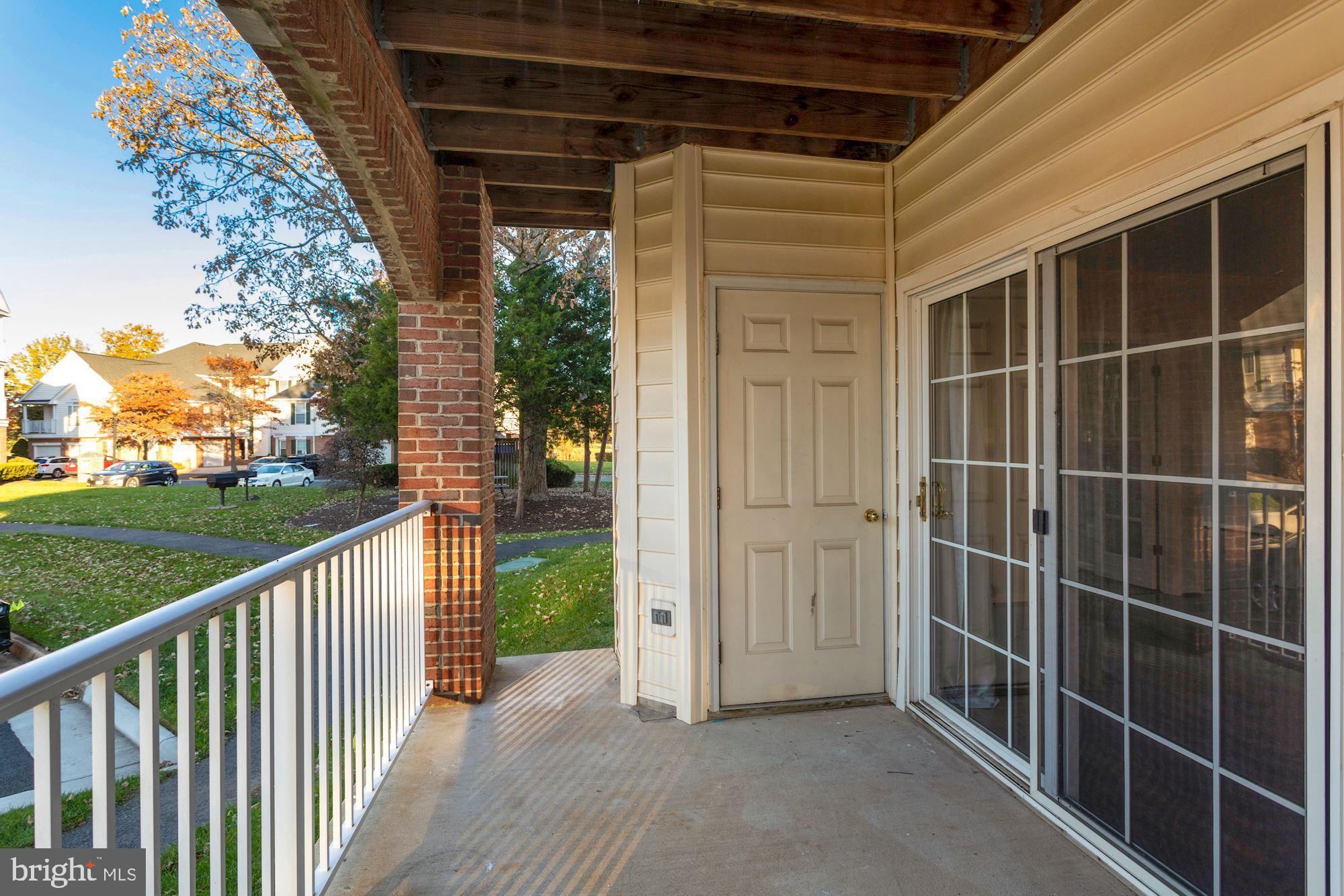 LAKESIDE AT SOUTH RIDING - Residential