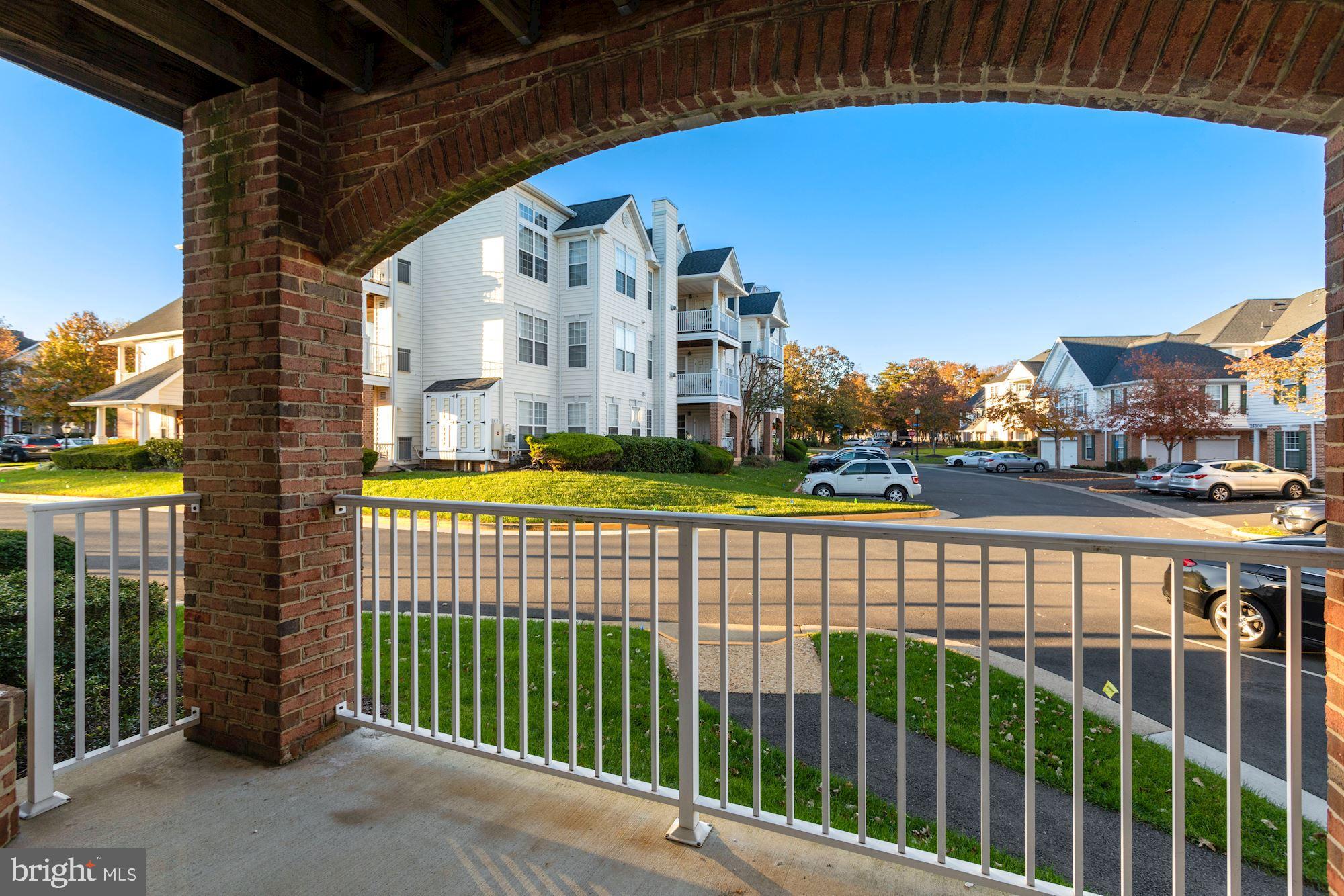 LAKESIDE AT SOUTH RIDING - Residential