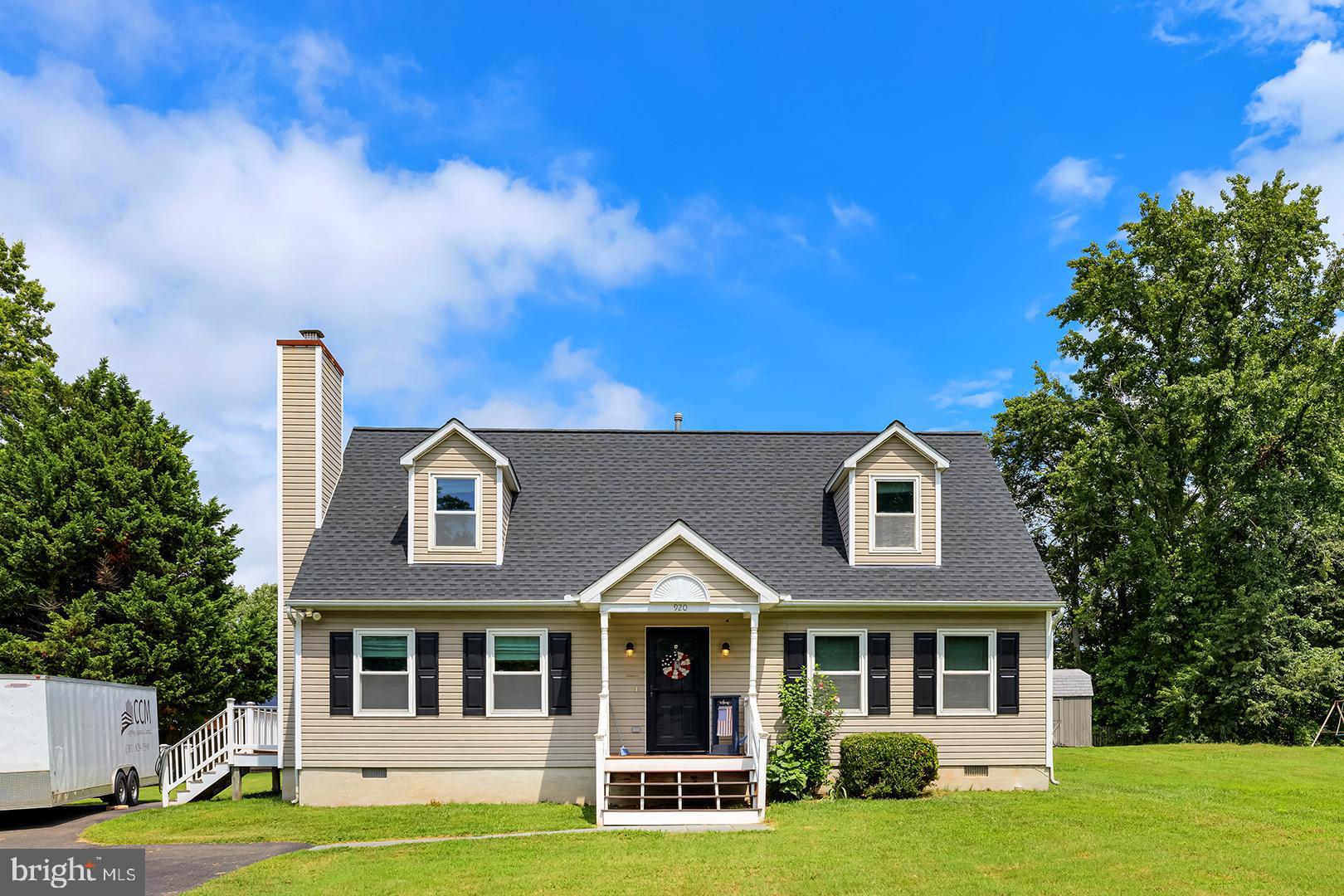 920 PETINOT PLACE