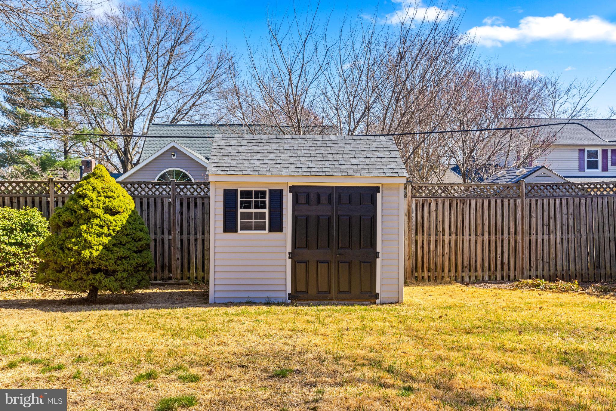 SOMERSET AT BELAIR - Residential