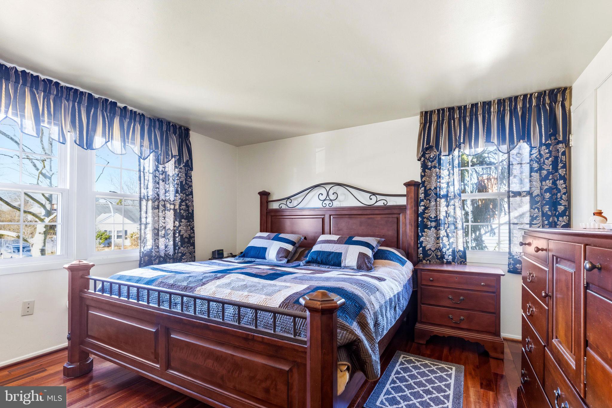 SOMERSET AT BELAIR - Residential