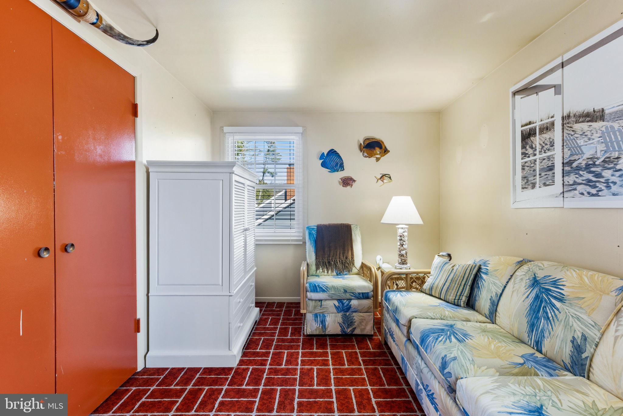 SOMERSET AT BELAIR - Residential