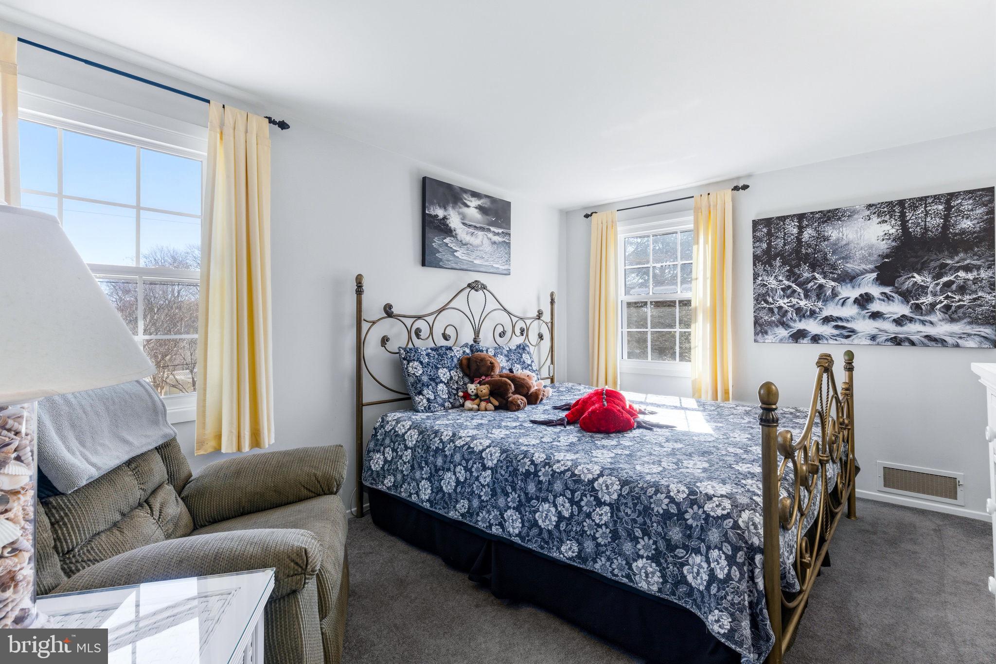 SOMERSET AT BELAIR - Residential