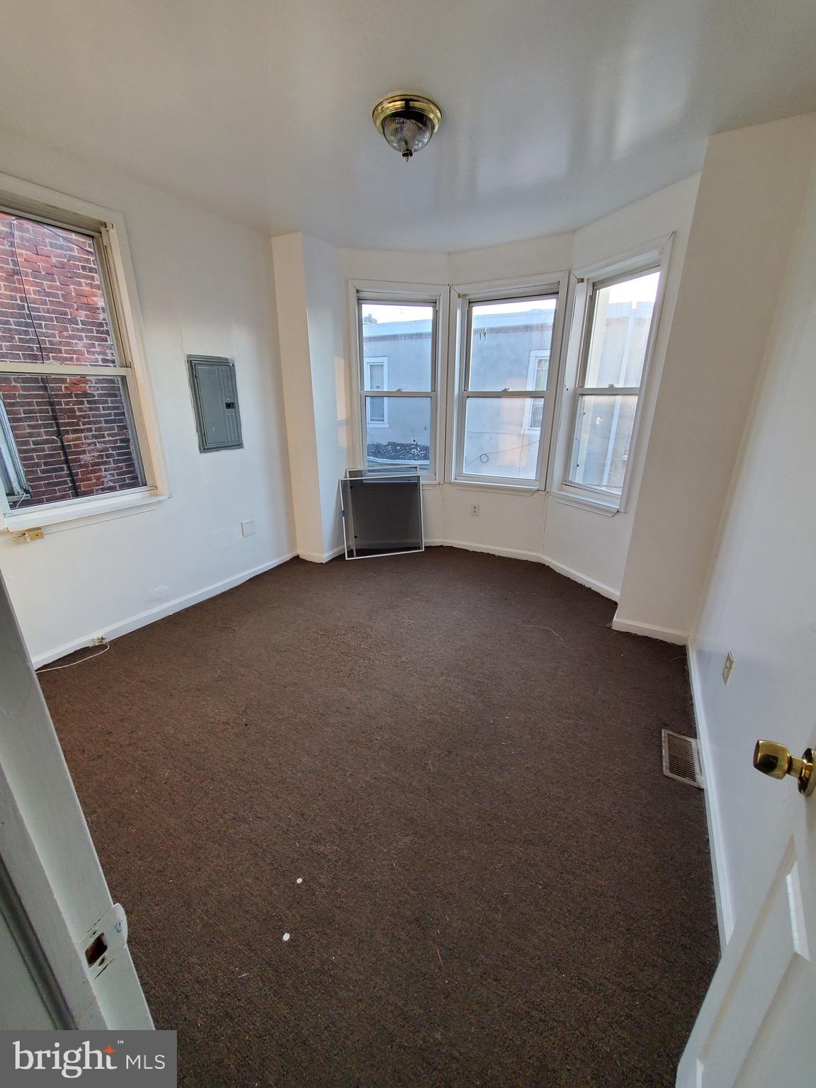 STRAWBERRY MANSION - Residential Lease