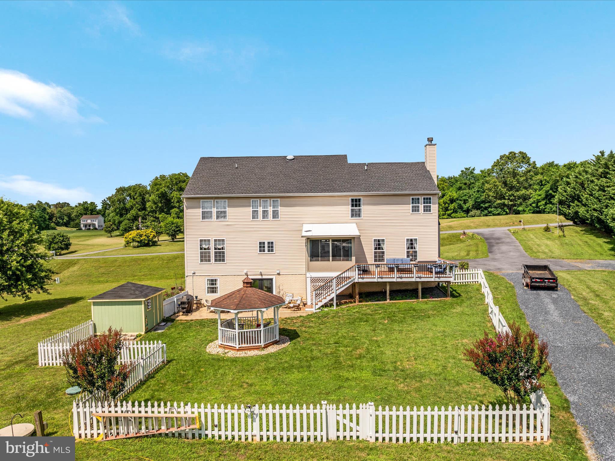 WAVERLY VIEW - Residential