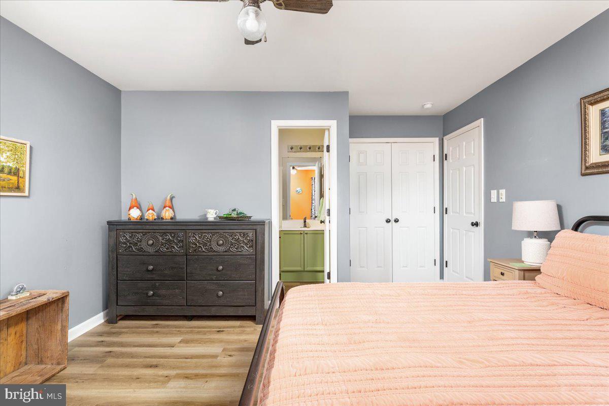 WAVERLY VIEW - Residential