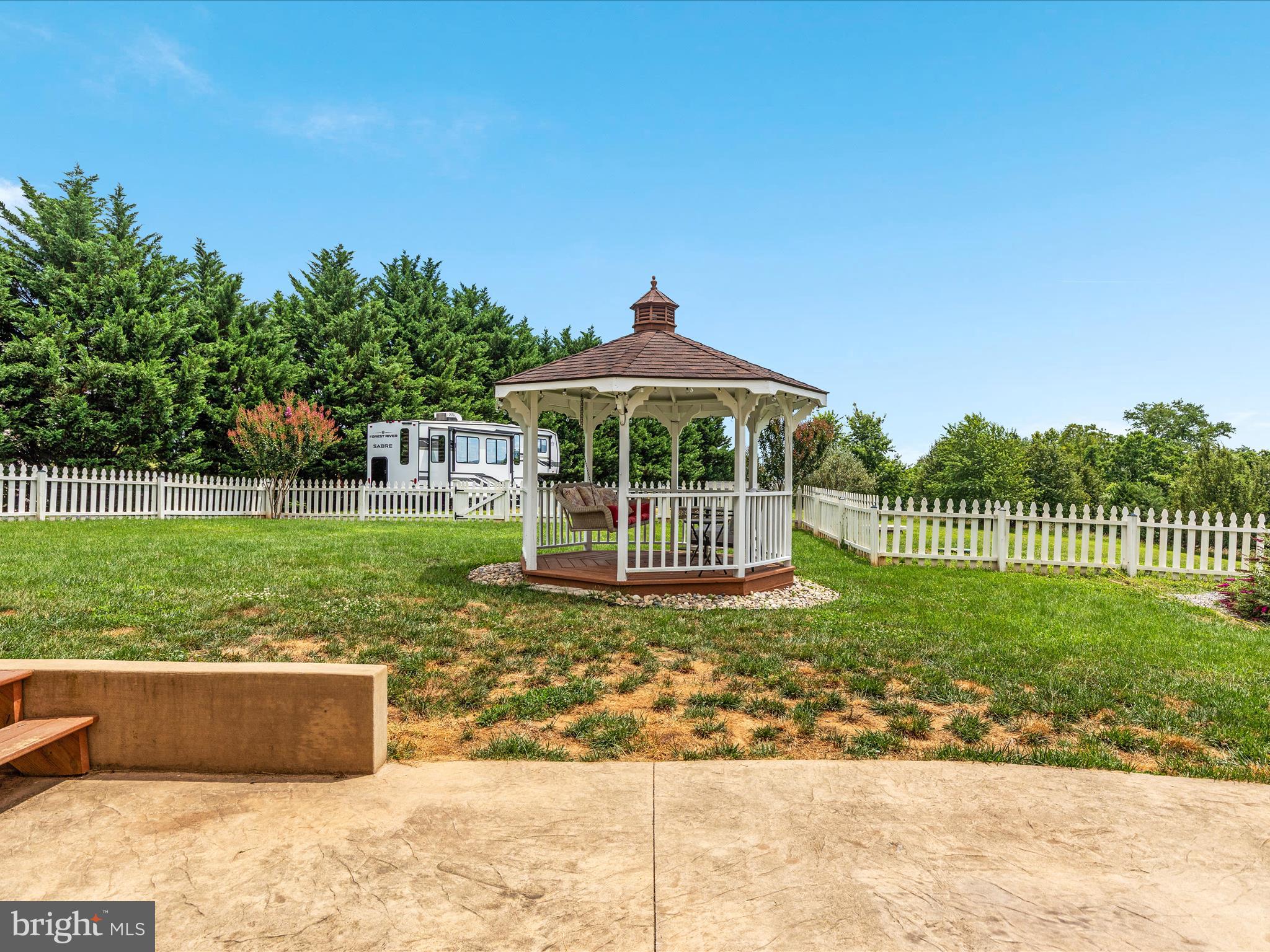 WAVERLY VIEW - Residential