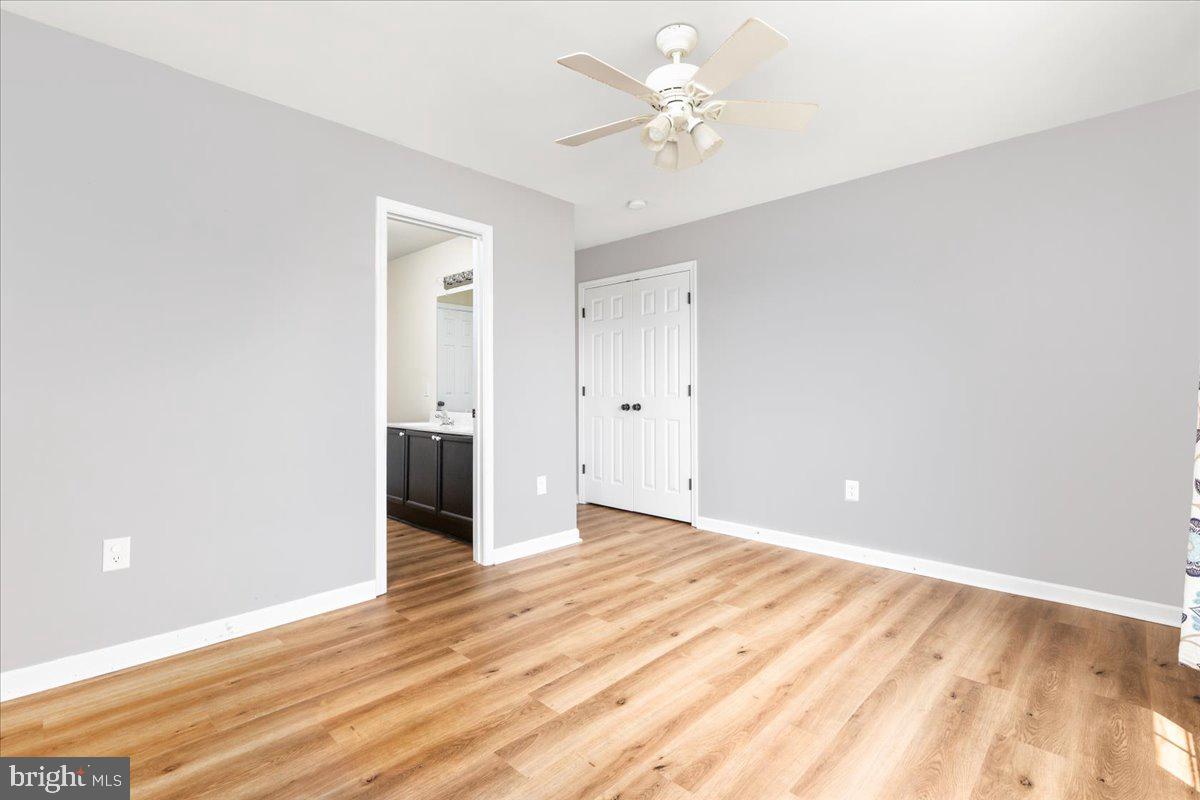 WAVERLY VIEW - Residential