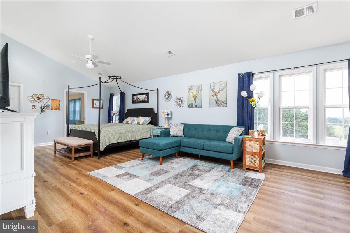 WAVERLY VIEW - Residential