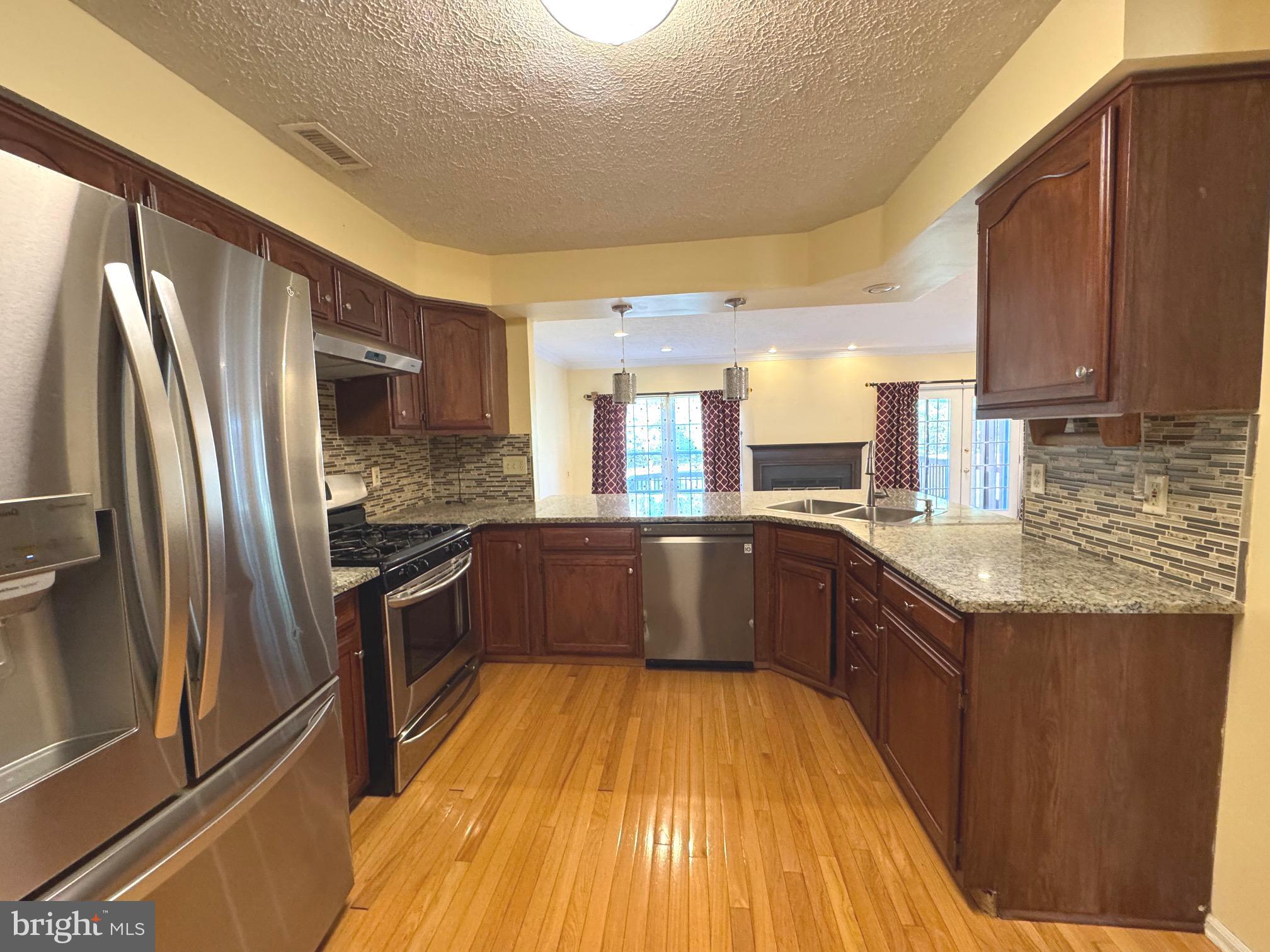 PRINCETON VILLAGE - Residential Lease