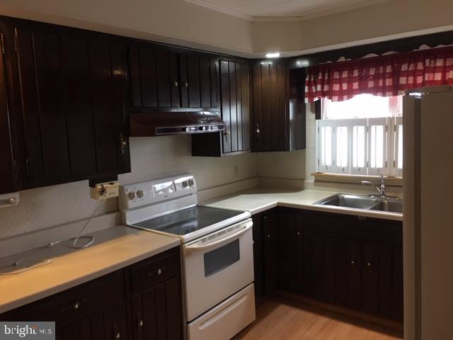 POTTSVILLE - Residential