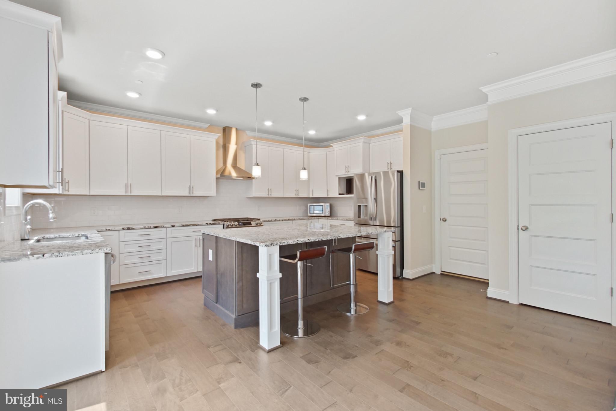 REGULARS - Residential