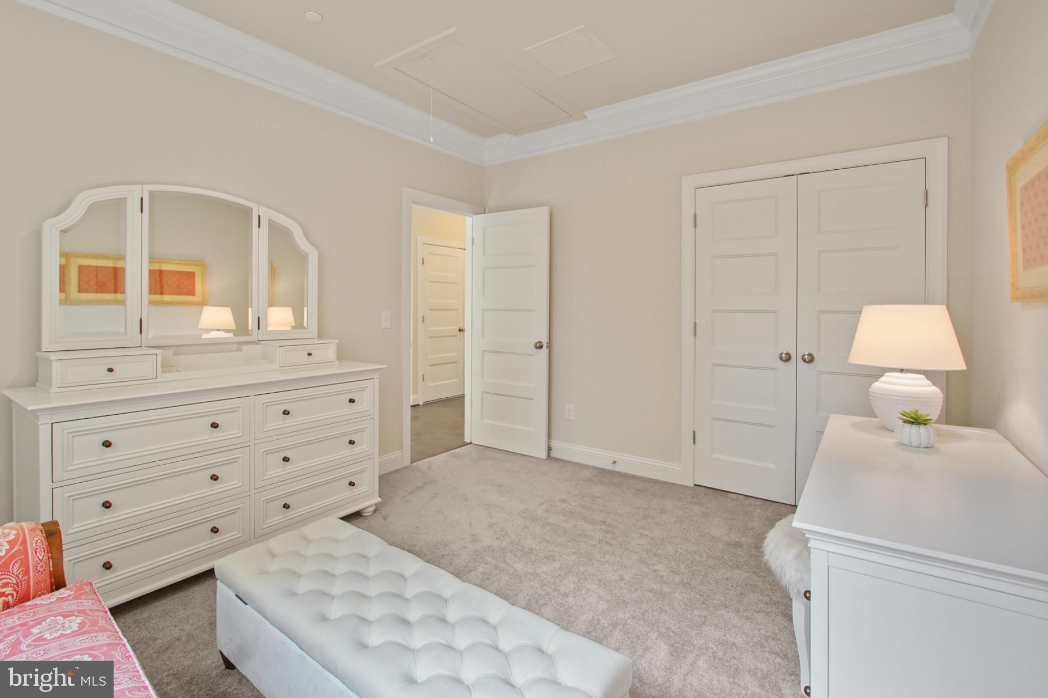 REGULARS - Residential