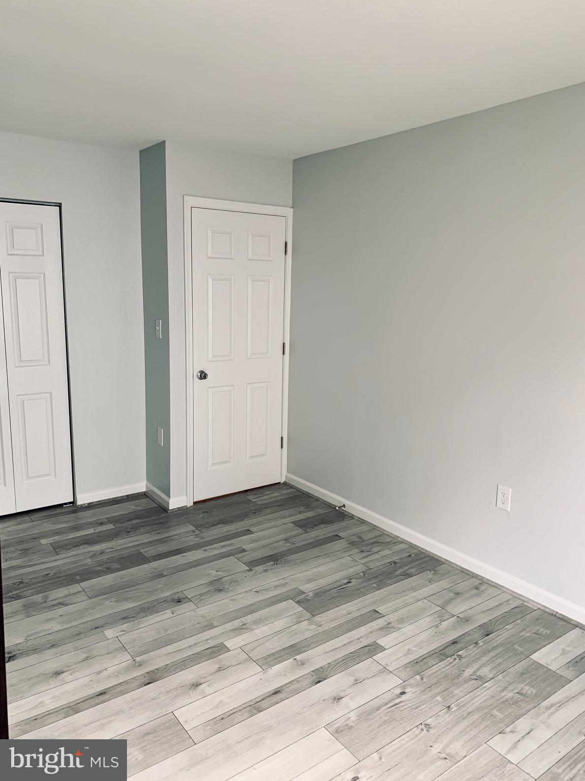 THE VILLAGE PARK - Residential