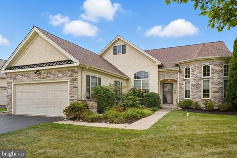 902 HAMILTON WAY WARWICK PA 18974