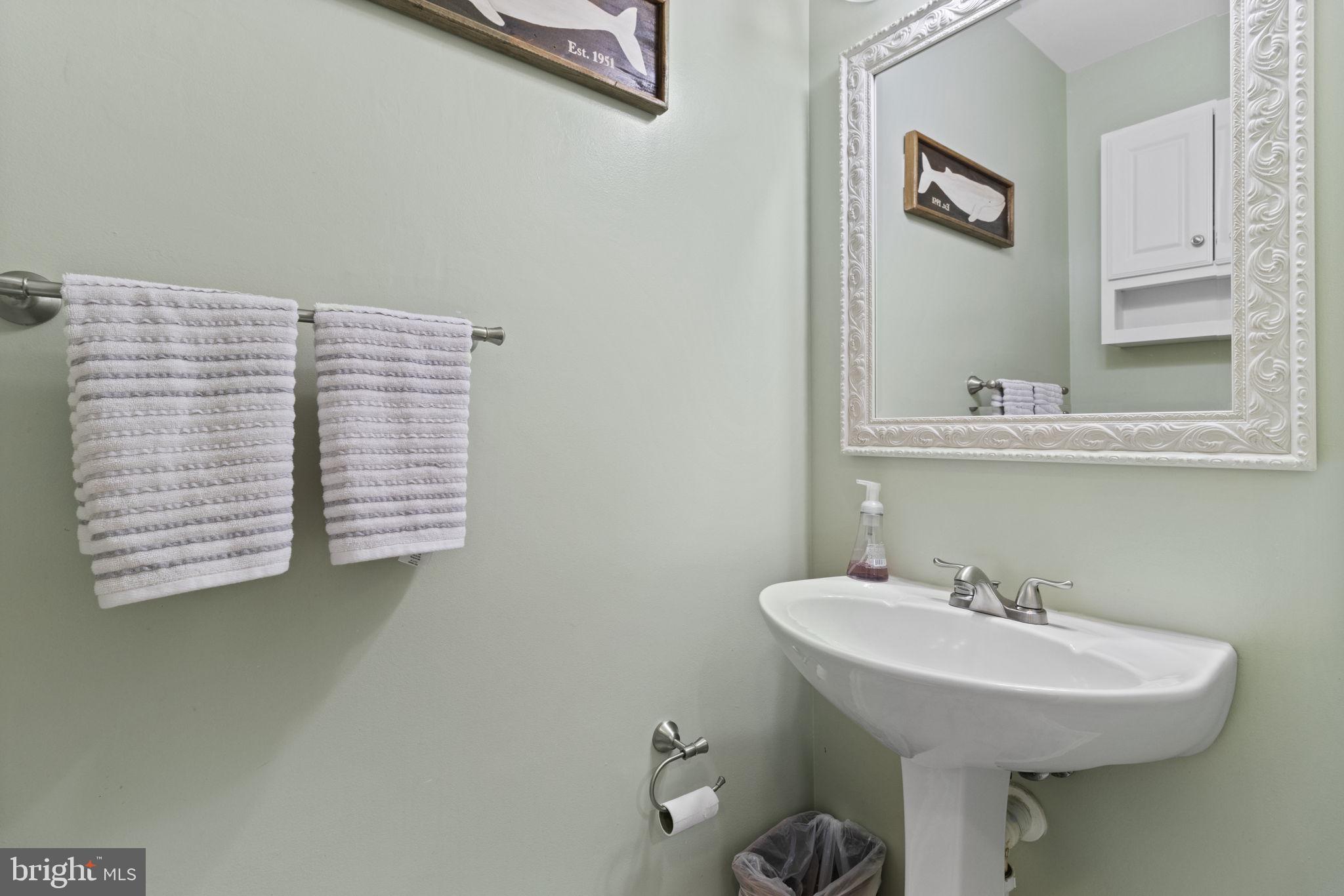 SEVEN OAKS - Residential