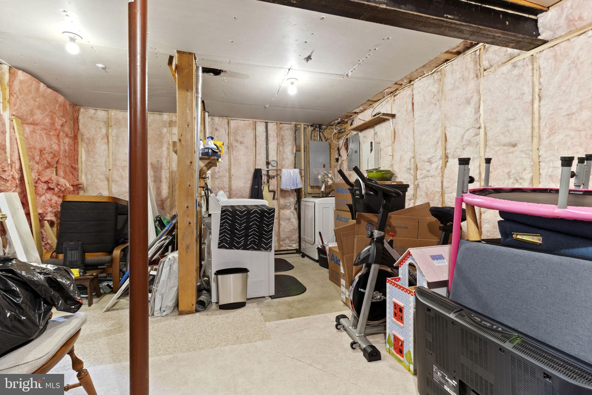 SEVEN OAKS - Residential