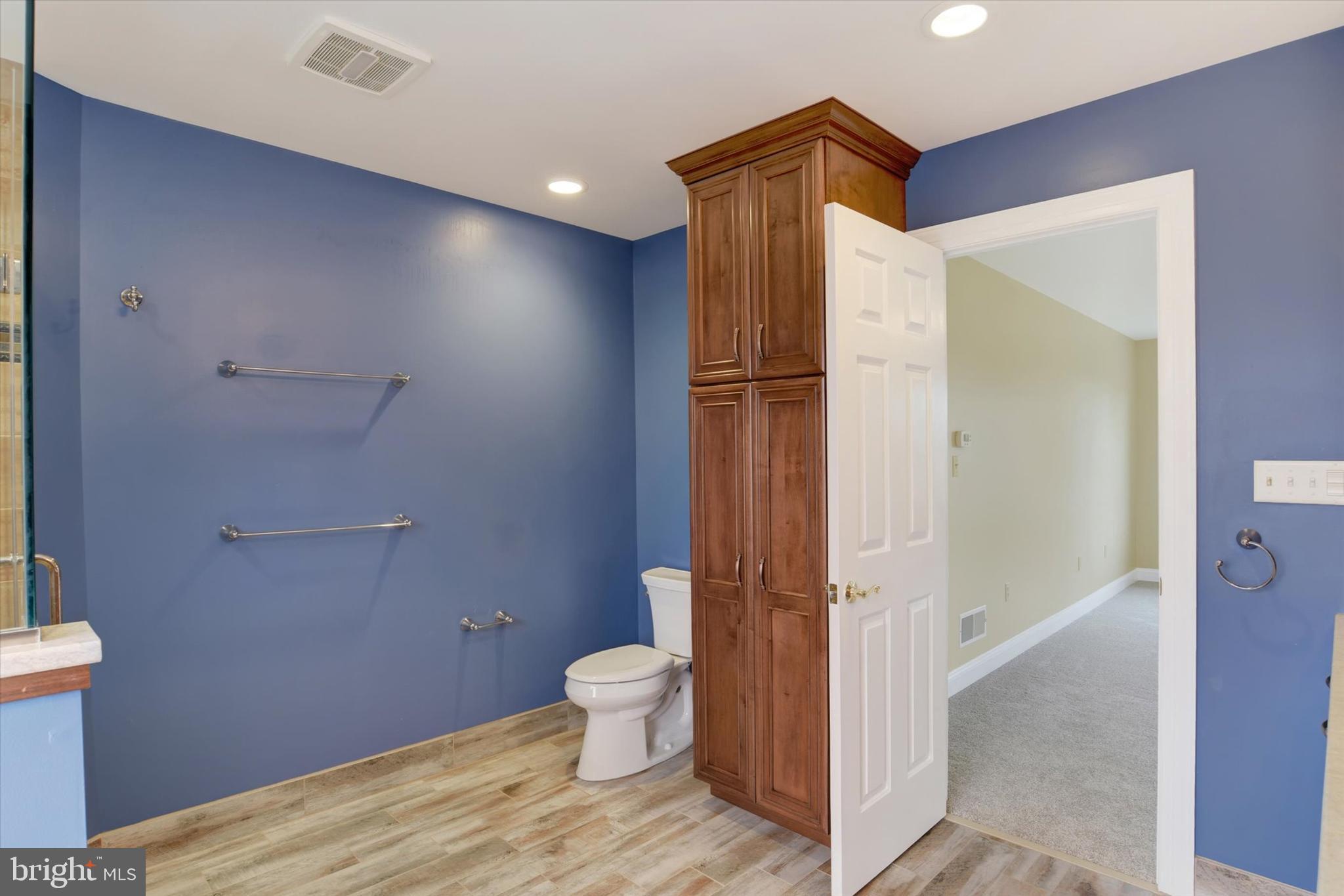 FAIRWAY ESTATES - Residential