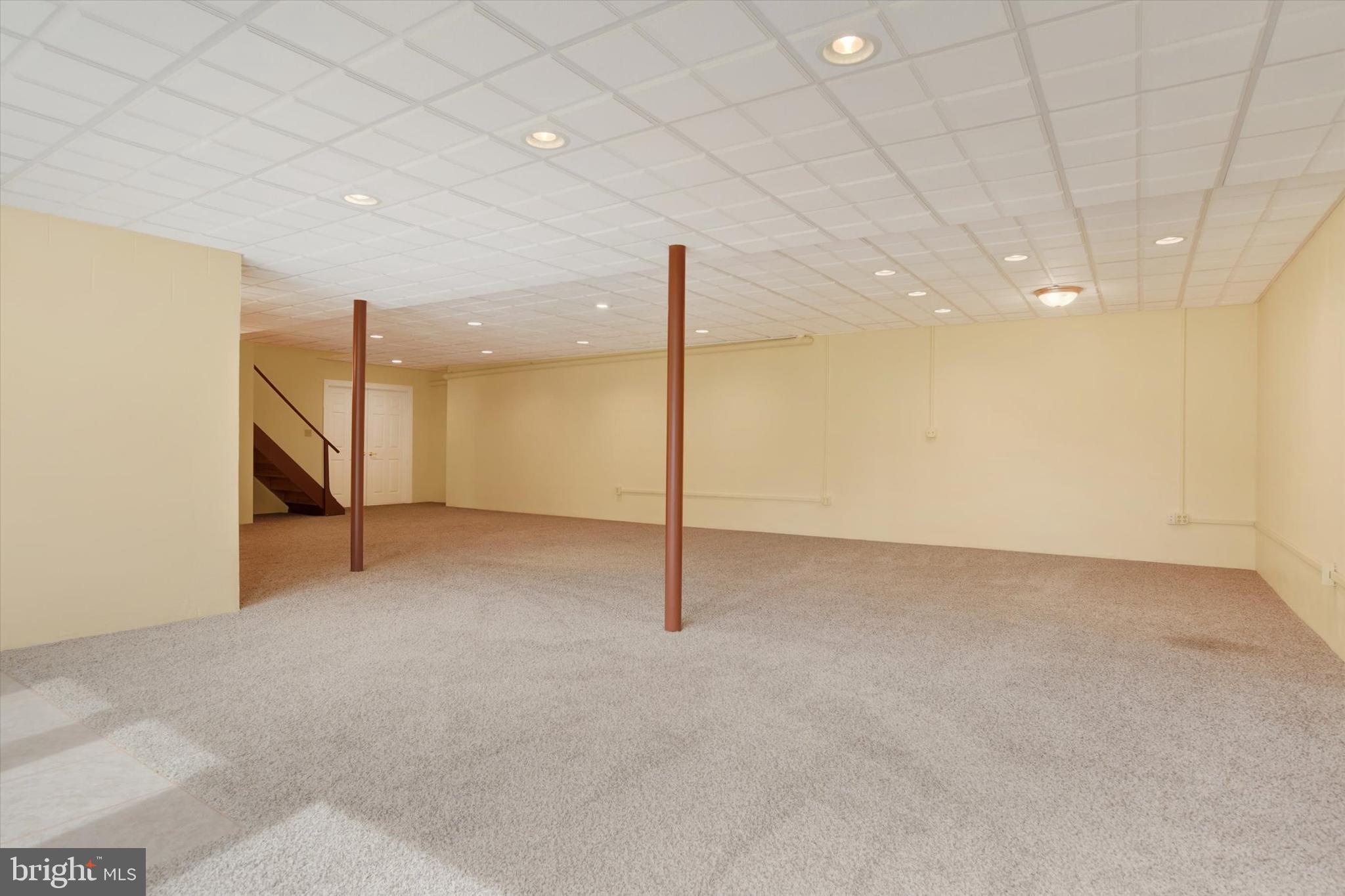 FAIRWAY ESTATES - Residential