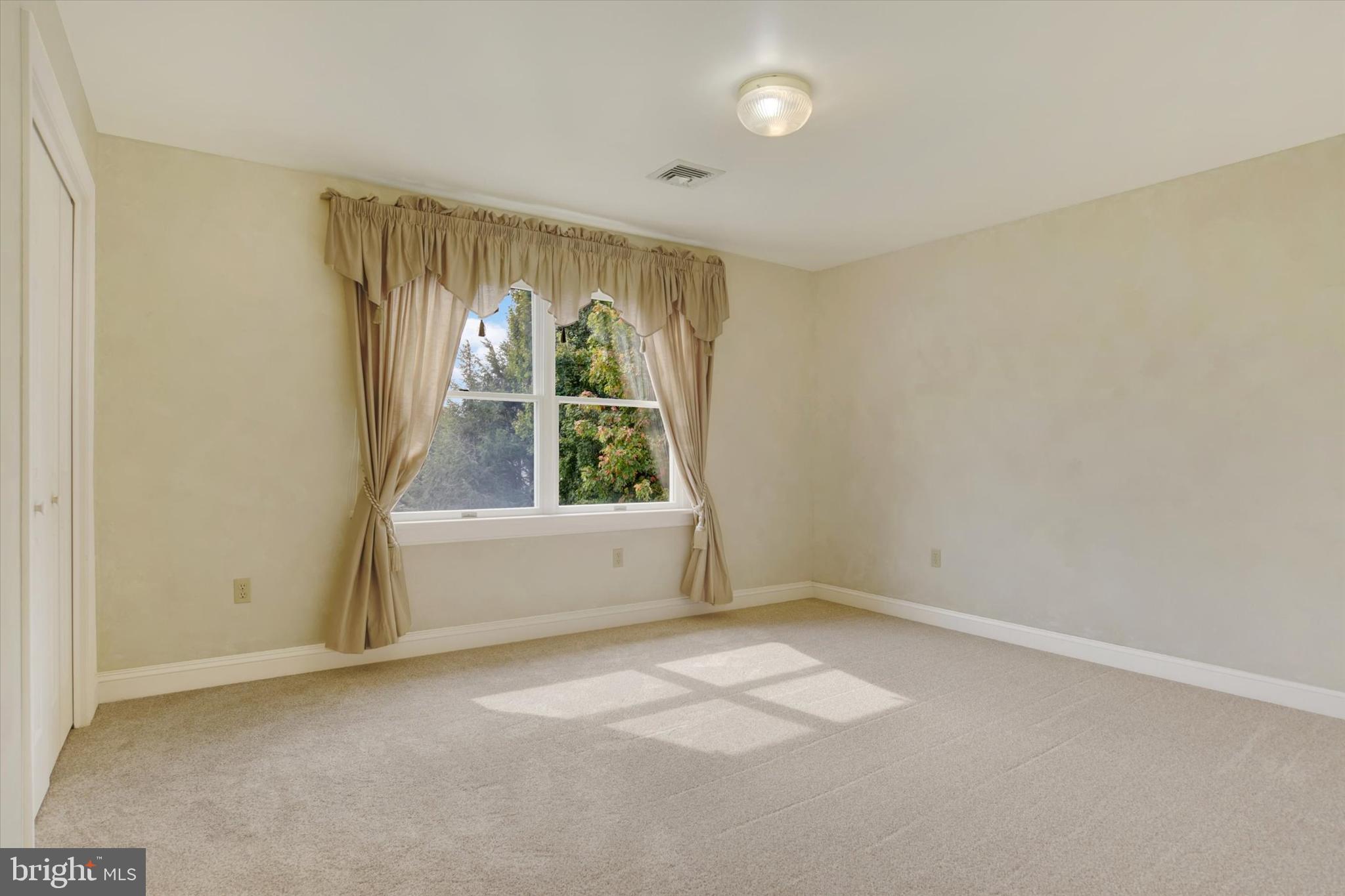 FAIRWAY ESTATES - Residential