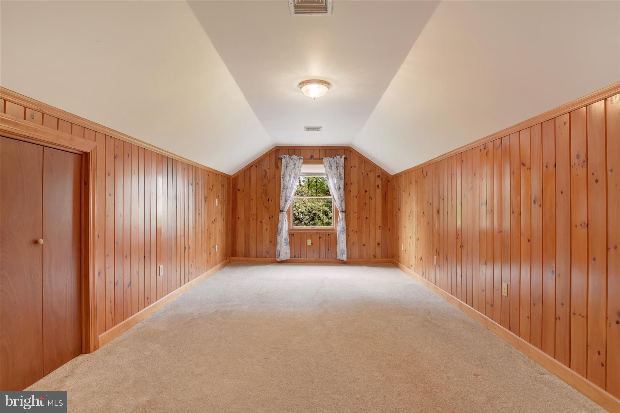 FAIRWAY ESTATES - Residential