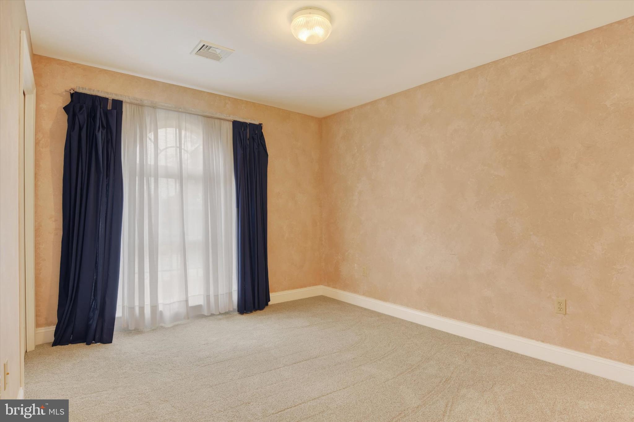 FAIRWAY ESTATES - Residential