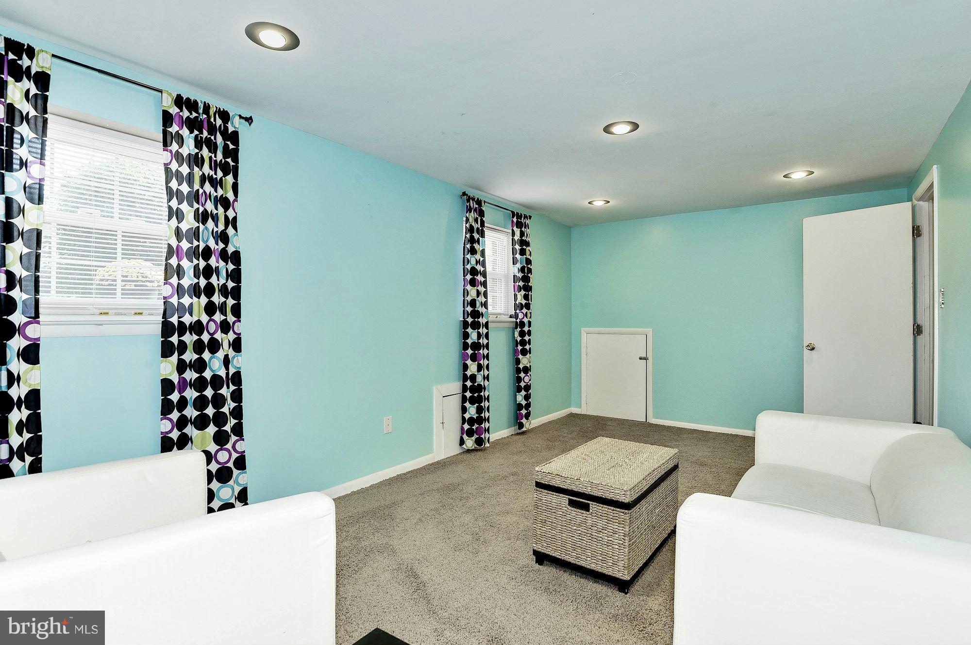 POHICK ESTATES - Residential