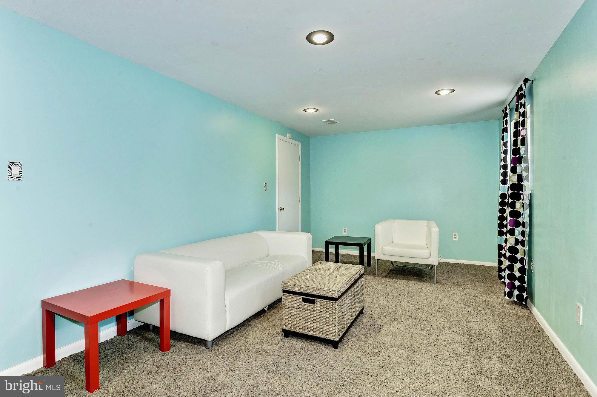 POHICK ESTATES - Residential