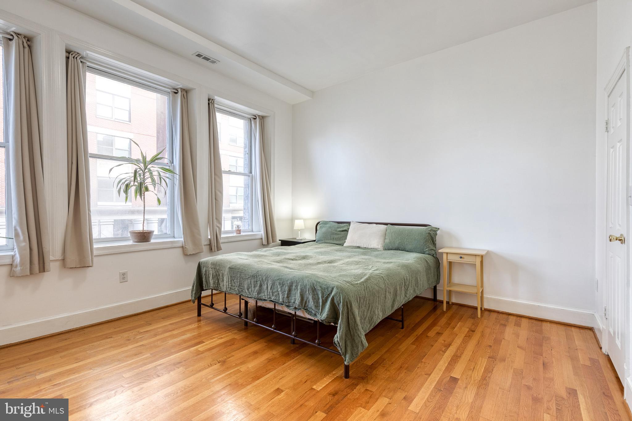 MOUNT VERNON PLACE HISTORIC DISTRICT - Residential