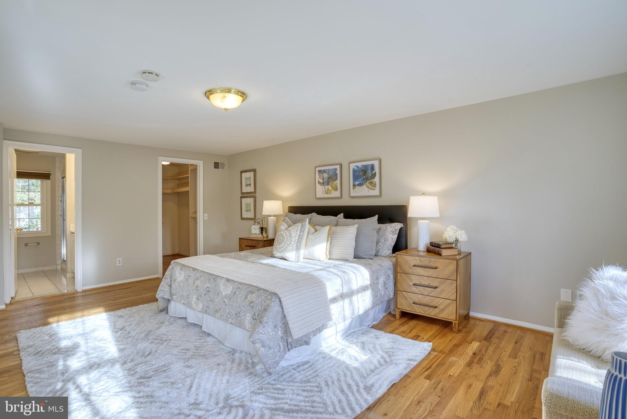 POTOMAC COMMONS - Residential